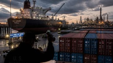 Sen. Graham: Tariff China if It Keeps Buying Iran and Russia Oil