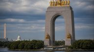 President Trump's 250-foot Independence Arch Clears Arts Panel