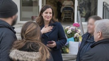 DNI Tulsi Gabbard Thanks Supporters as Husband Comes Through Surgery