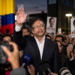 Pro-Trump Outsider Abelardo de la Espriella Surges into Runoff