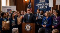 Jeffries to Democrats: Pick the Economy or Lose the Midterms