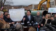 Zeldin Pressures Gov Kathy Hochul to Ease NY Pipeline Rules