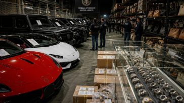 Florida Crypto Boss Pleads Guilty in $250M Ponzi, Lambos Seized