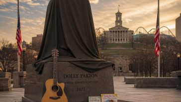 Tennessee Owes Dolly Parton a Statue — Build It Now