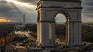 NPS Flags Trump's 250‑ft Arch; ACHP Rule Fix Could Save Project