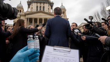 Pritzker Rejects Trump Vaccine Order, Illinois Stays With AAP