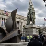 Trump Demands 30-Foot Washington Replace Modernist Mall Sculpture
