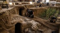 Holy Sepulchre dig reveals garden and rock tombs matching Gospel