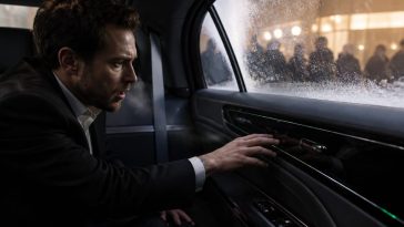 Luxury Cars Hide Door Releases, Backseat Riders Risk Being Trapped