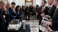 Democrats Split Over EV Tax Credit Push, Republicans Get Campaign Ammo