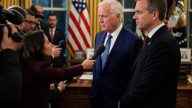 Trump Refuses Early Endorsement of Vice President JD Vance